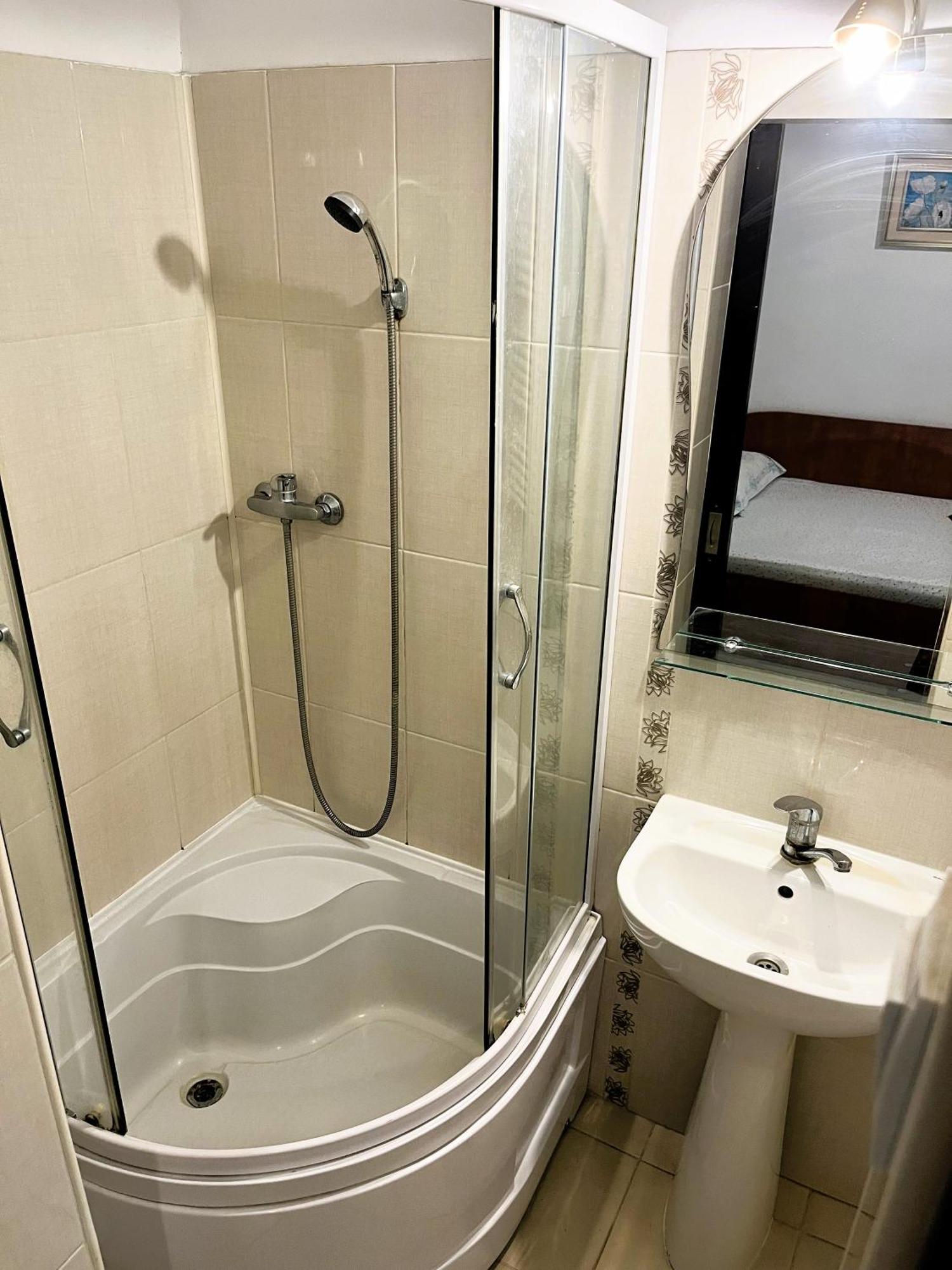 Complex Meridian Западен Ефорие Екстериор снимка