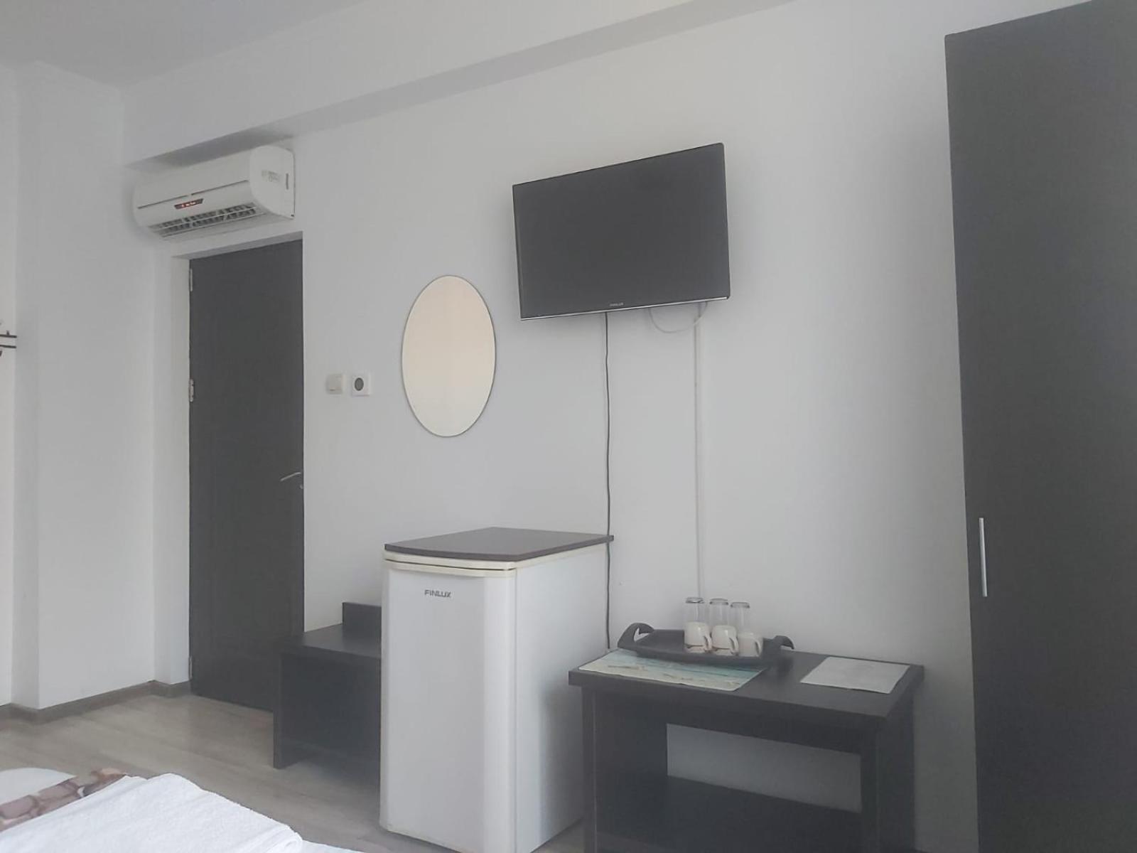 Complex Meridian Западен Ефорие Екстериор снимка